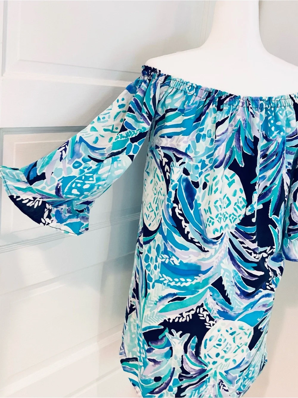 Lilly Pulitzer Off-Shoulder Lined Tropical Print Dress - Like New. - Picture 3 of 9